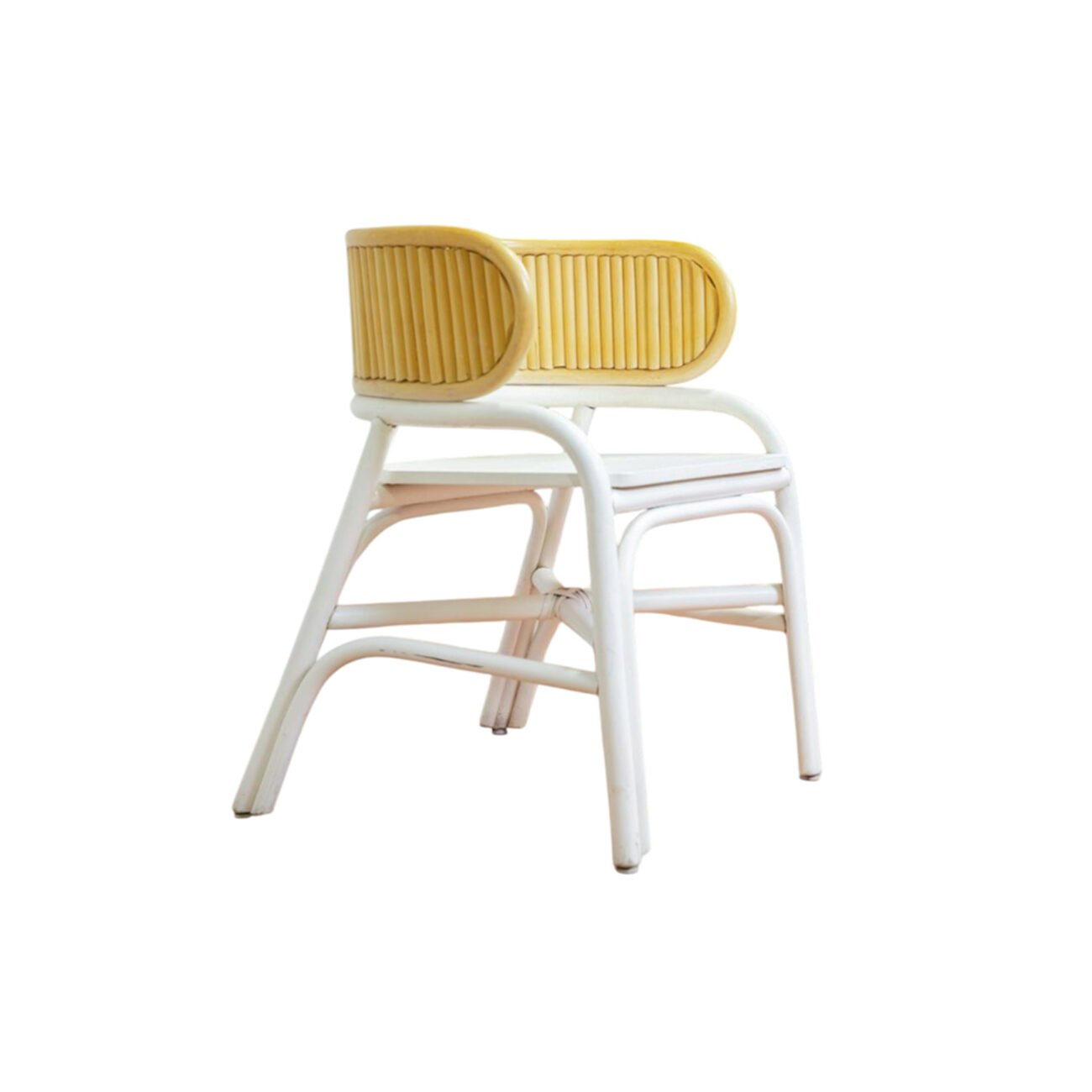 Luma Frame Chair